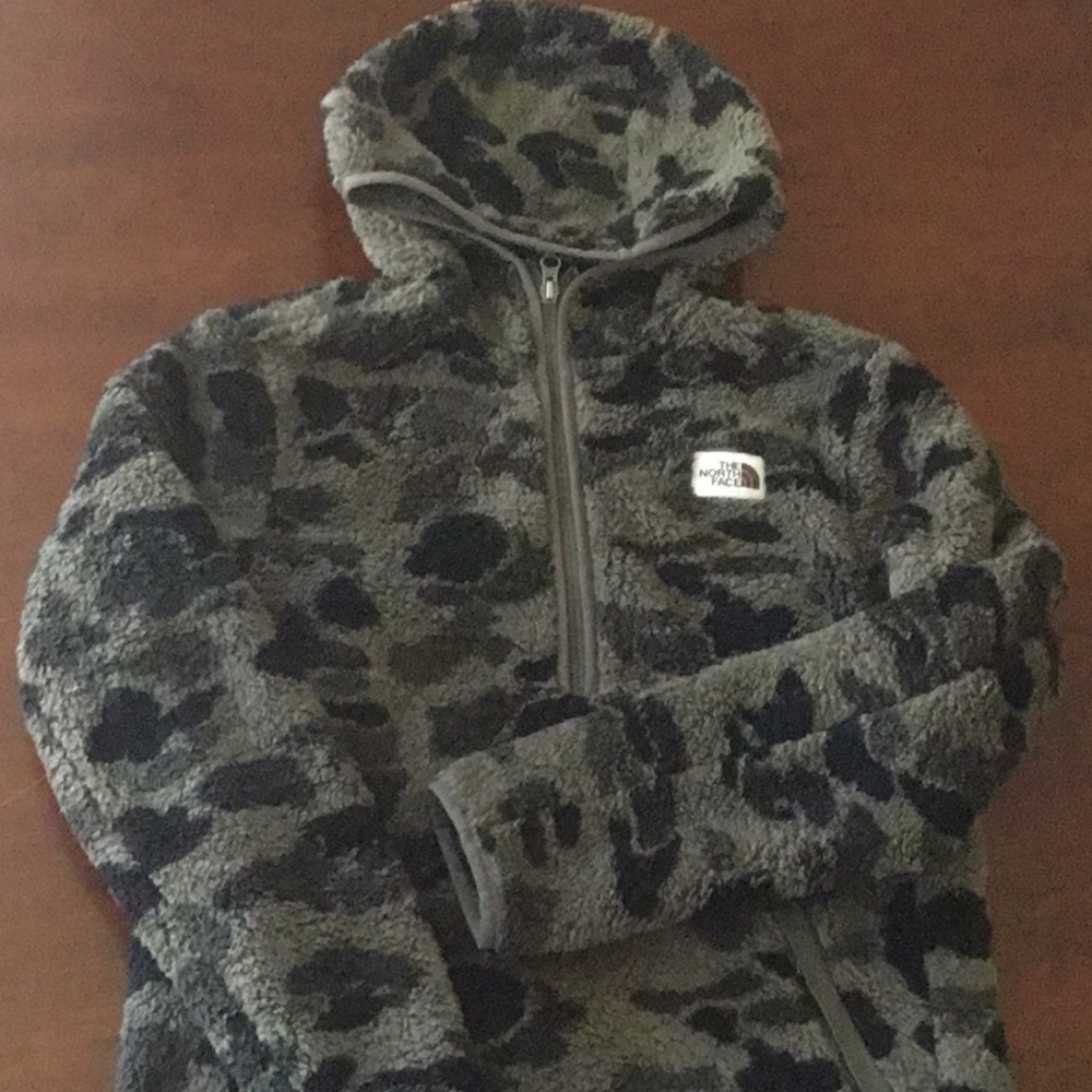 NORTH FACE BOYS FLEECE SIZE LG 14/16